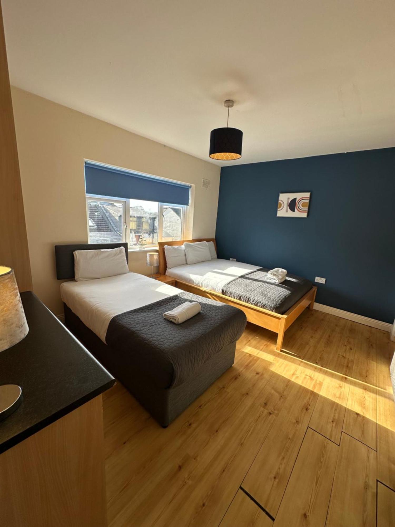 Waterlane Apartments Голвей Екстер'єр фото