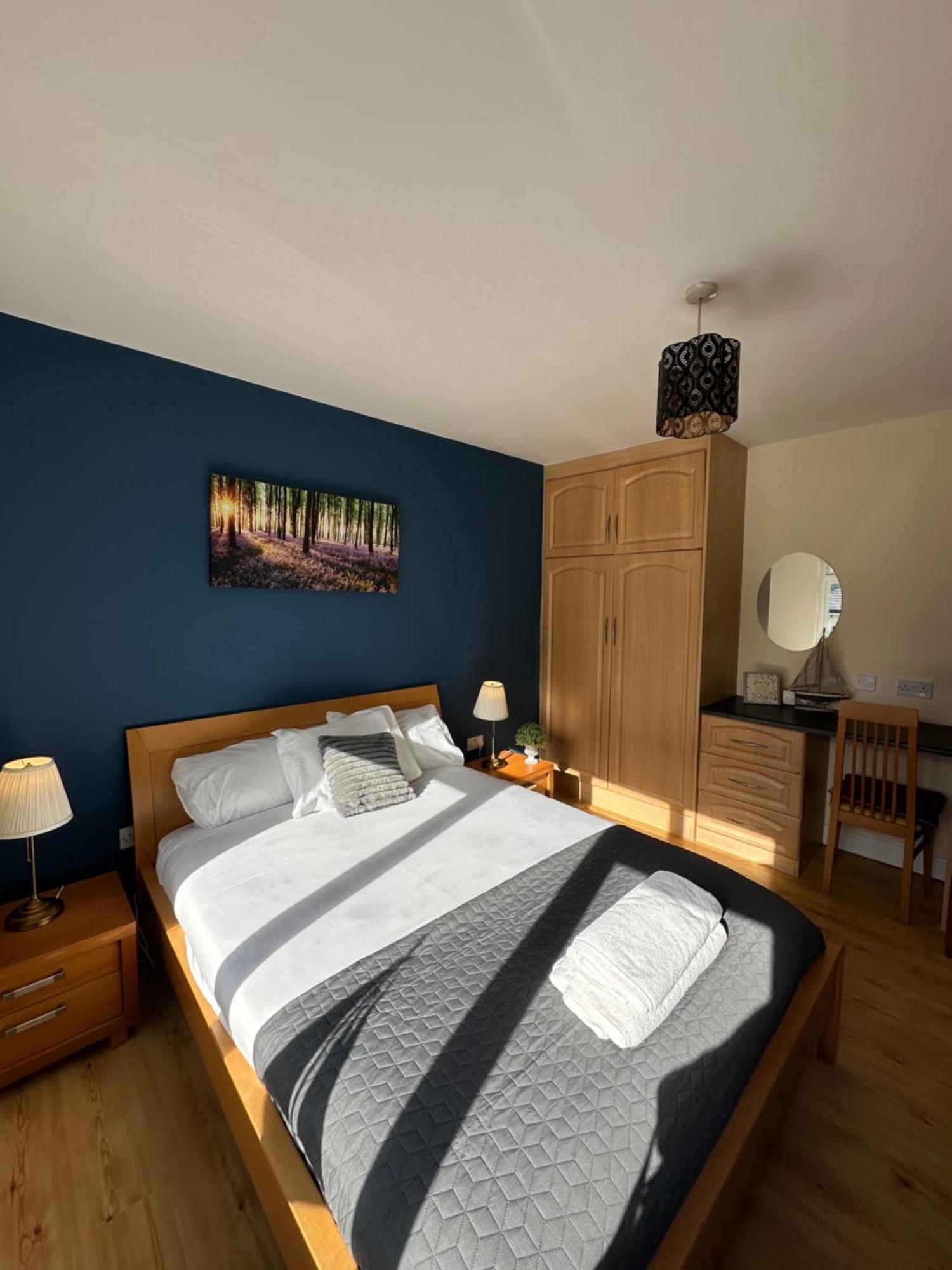 Waterlane Apartments Голвей Екстер'єр фото