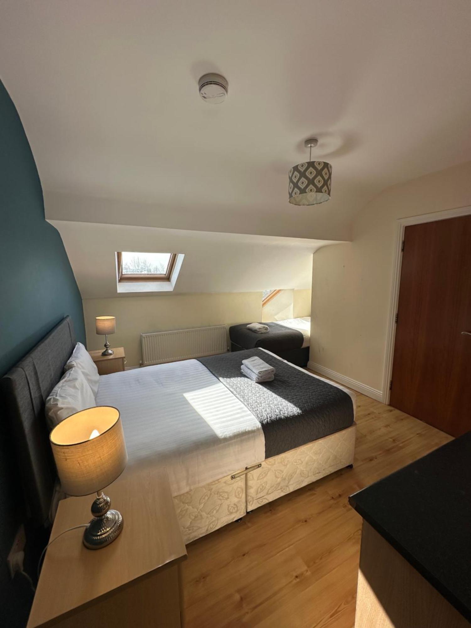 Waterlane Apartments Голвей Екстер'єр фото