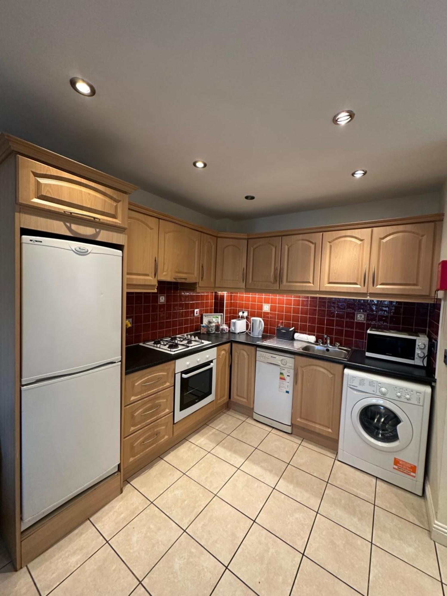 Waterlane Apartments Голвей Екстер'єр фото