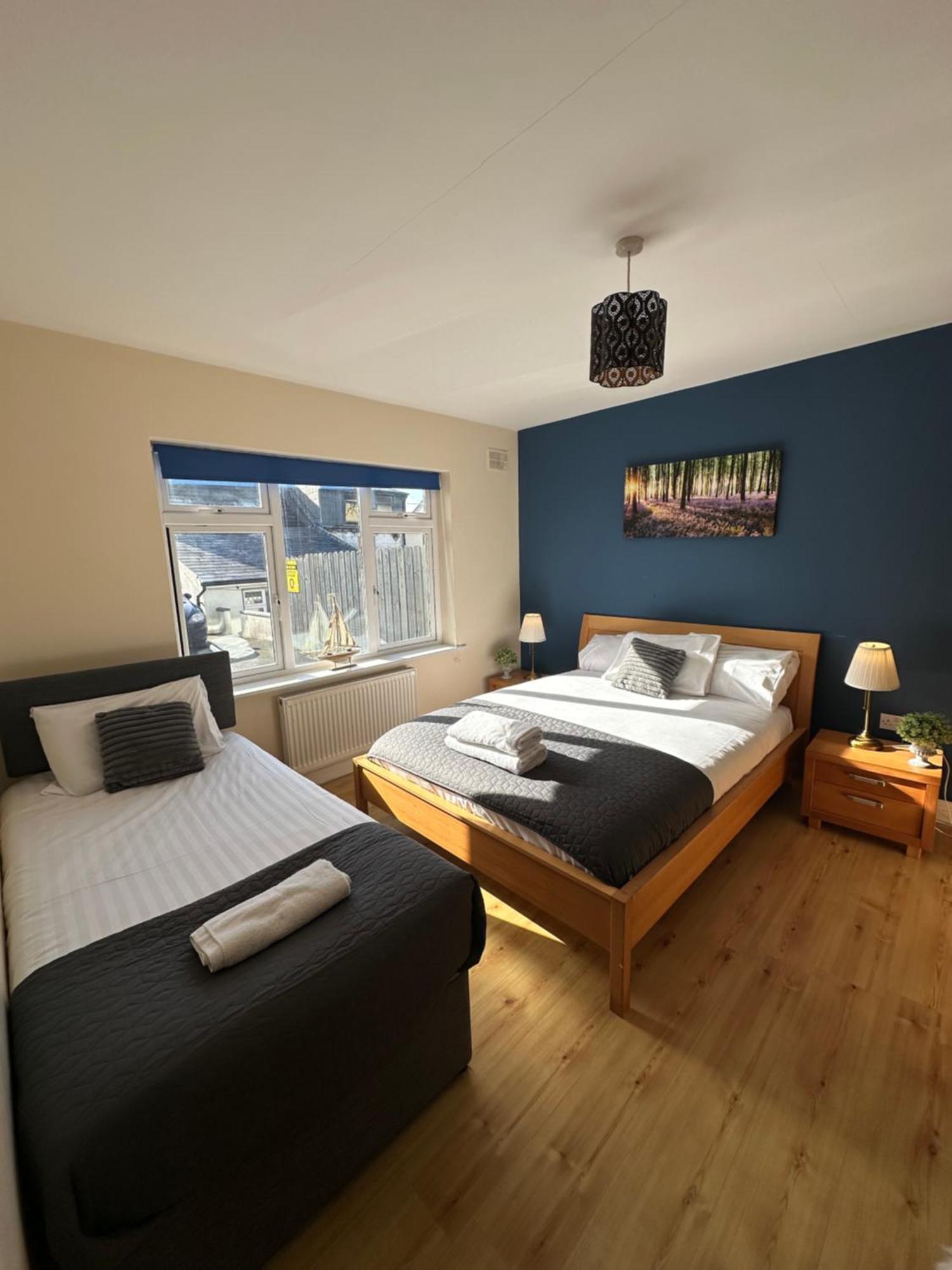 Waterlane Apartments Голвей Екстер'єр фото
