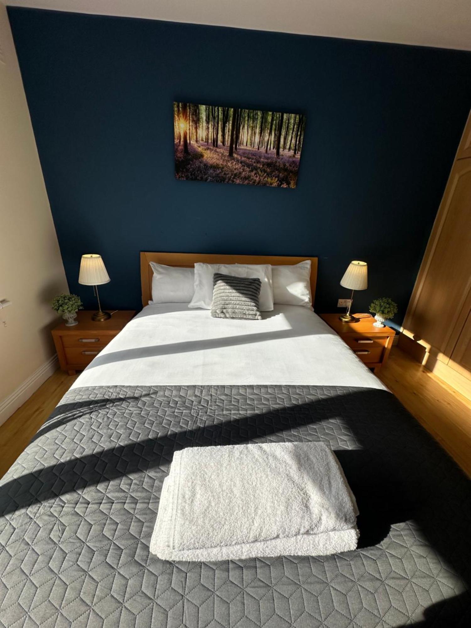 Waterlane Apartments Голвей Екстер'єр фото